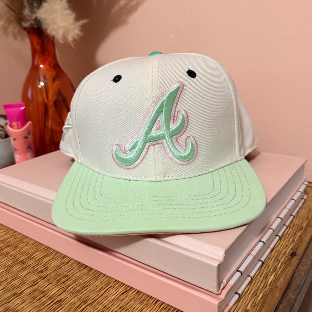 Pro Standard Atlanta Braves 95 World Series Green White Pink Adjustable Hat